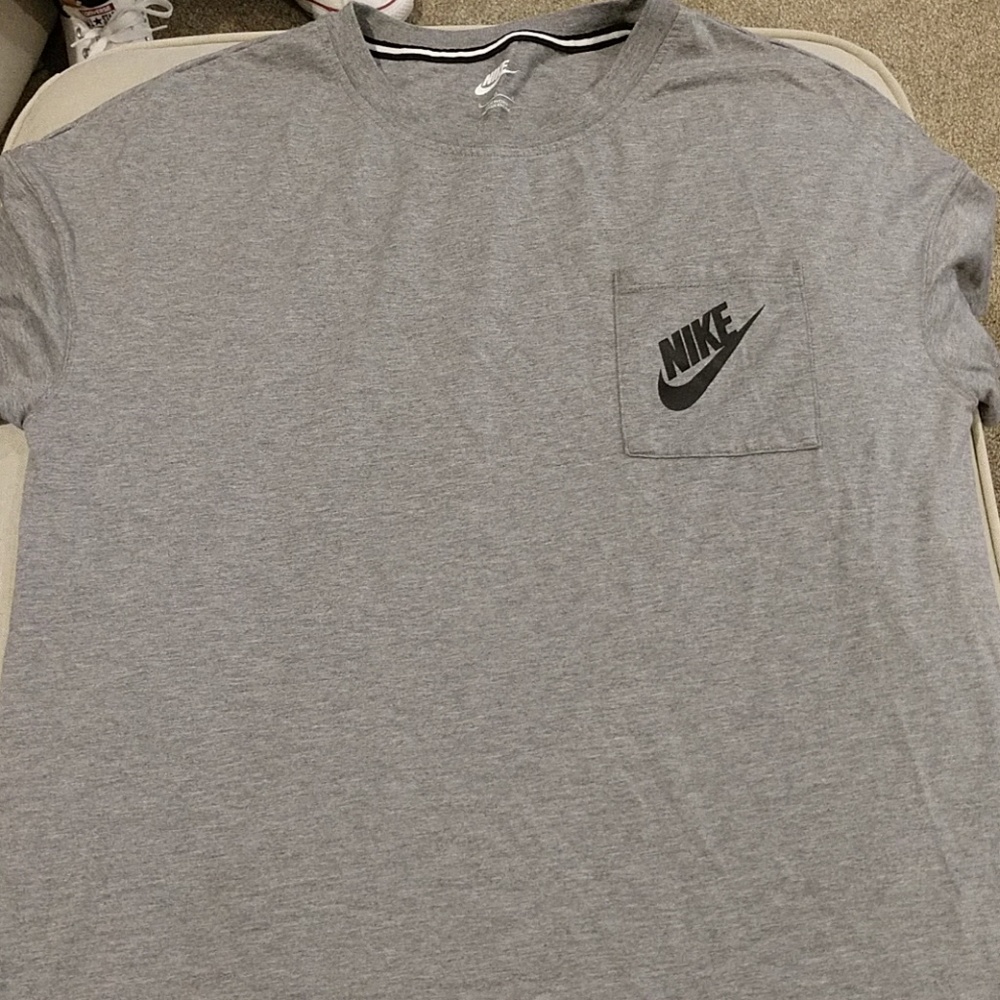 Nike Men's Gray Short Sleeve Pocket Tee with Black Logo